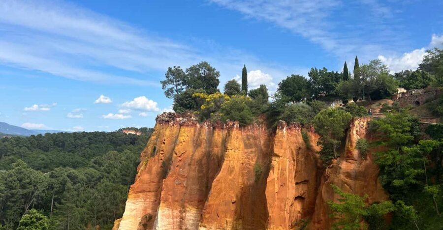 Provençal escape : discover the villages of the Luberon - A detailed look at the experience
