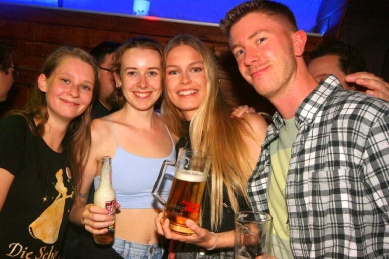 Pubcrawl Augsburg: Tour through best Bars and Clubs in Town - A Deep Dive into the Augsburg Pub Crawl Experience
