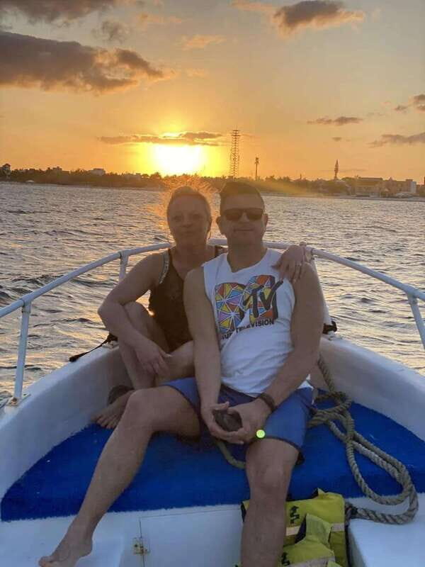 Puerto Morelos: Private Sunset Cruise with Snacks & Drinks - Why This Tour Is Worth Considering