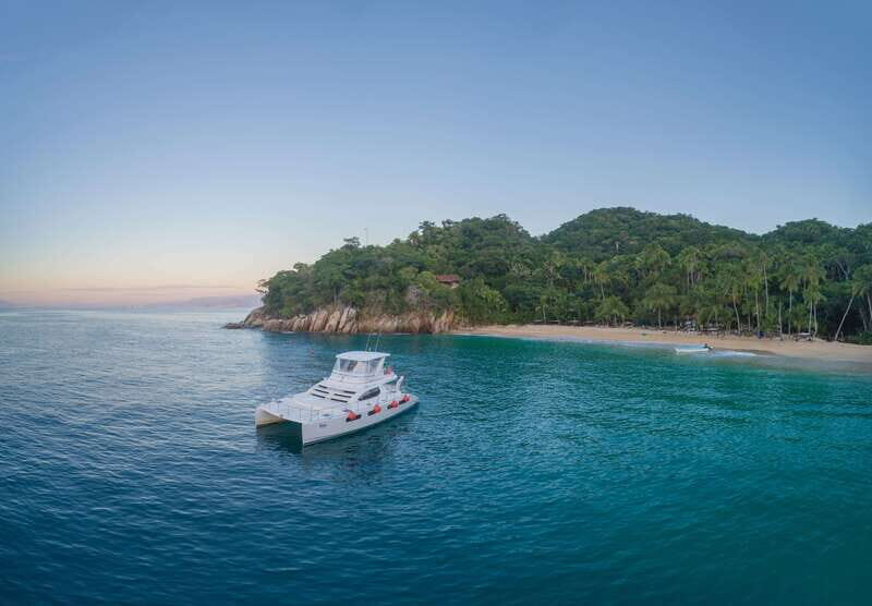 Puerto Vallarta: Luxury Yacht Tour with Lunch and Open Bar - An In-Depth Look at the Puerto Vallarta Luxury Yacht Tour