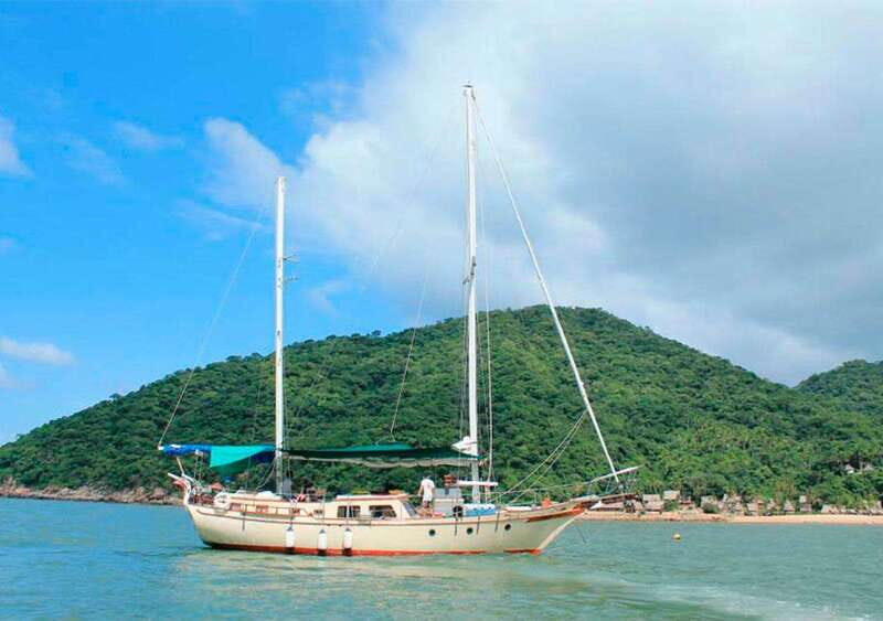 Puerto Vallarta: Private Sail Tour to Yelapa - Exploring the Yelapa Private Sail Tour in Detail