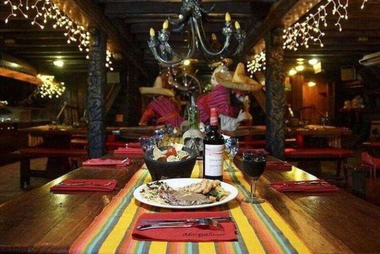 Puerto Vallarta: Show and Dinner on a Cruise - Who Would Love This Cruise?