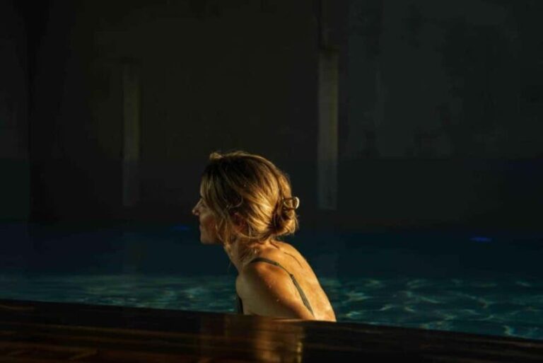 puke Thermal Pools: Adults-Only Entry with Swim Up Bar - What’s Included and How It Works