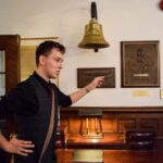 Quebec City : Guided Tour & Gin at the Quebec Garrison Club - A Closer Look at the Experience