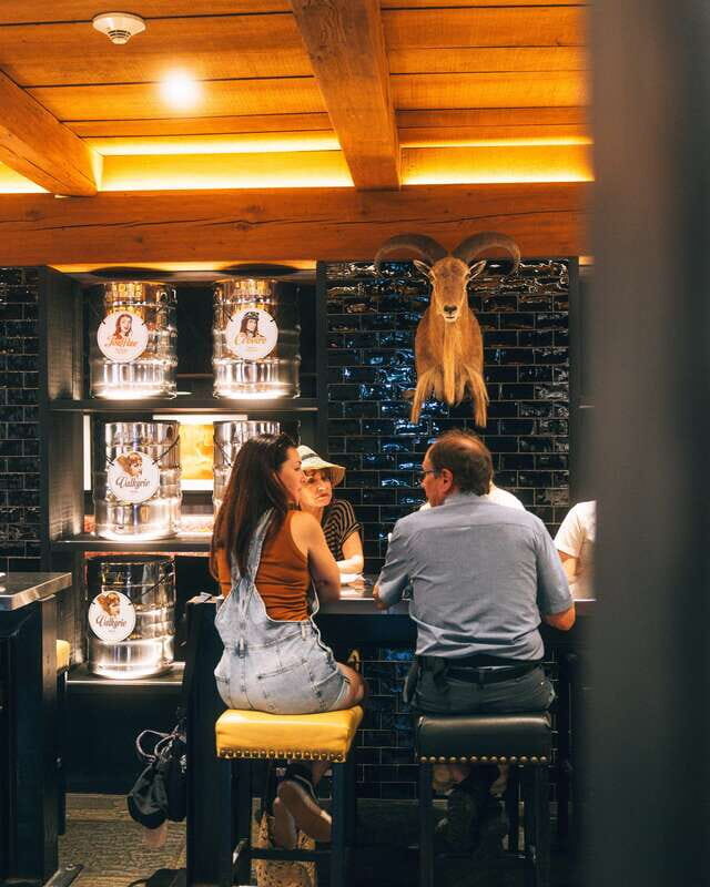 Quebec City: Old Quebec 5-Course Gourmet Food Tour - Who Should Consider This Tour?