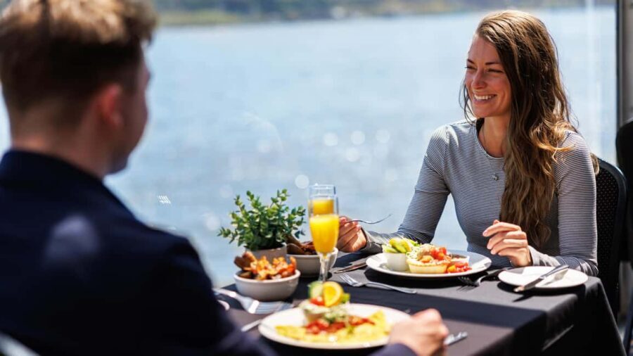 Québec City: Weekend River Brunch Cruise