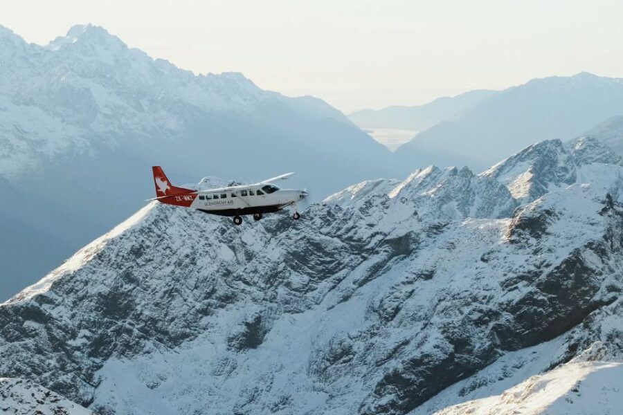 Queenstown: Milford Sound Flight and Cruise - An In-Depth Look at the Milford Sound Flight and Cruise Experience
