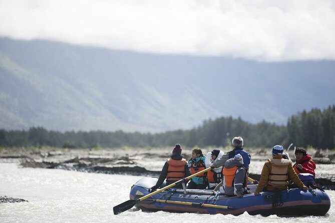Rafting to Chilkat Bald Eagle Preserve from Haines