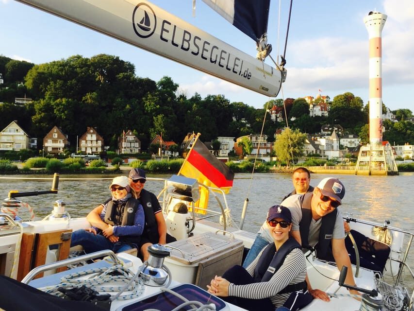 Real sailing trip "to the Gates of Hamburg", from/to Wedel - The Itinerary in Detail