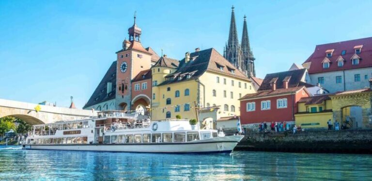 Regensburg: City Highlights Historical Boat Tour - The Itinerary and Sights
