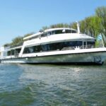 Regensburg: Sightseeing Boat Tour to Walhalla - Practical Tips for Travelers
