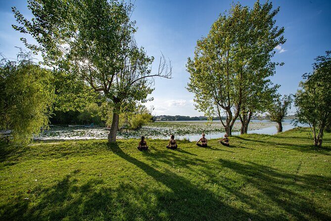 Relax and nature: Yoga lesson on the shore of the lake with picnic - Who Would Love This Tour?