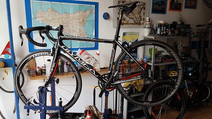 Rent a Carbon or Aluminum Road Bike in Sicily - In-Depth Review of the Experience