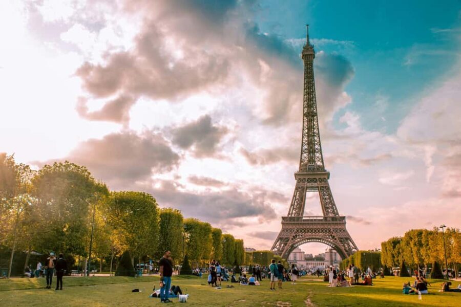 Reserved Access Eiffel Tower Tour Trocadero & Champagne - What to Expect on the Tour