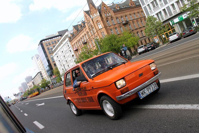 Retro Fiat Self-Drive Tour in Warsaw - Stop 1: Palace of Culture and Science