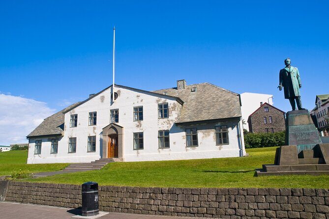 Revel in Reykjavik: Unveiling Icelands Charismatic Capital - Why This Tour Might Be Perfect for You