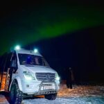 Reykjavík: 4x4 Minibus Northern Lights with Photo and Cocoa - Why Is This Tour Worth It?