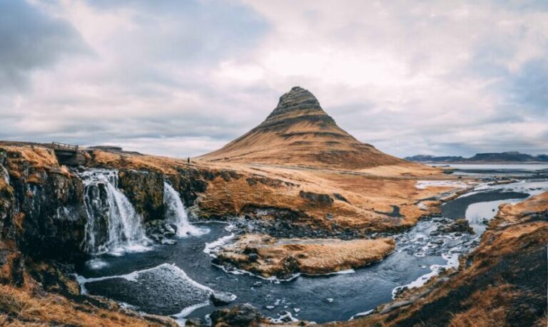 Reykjavik: 8-Day Small Group Circle of Iceland Tour - Transportation, Accommodation, and Group Size