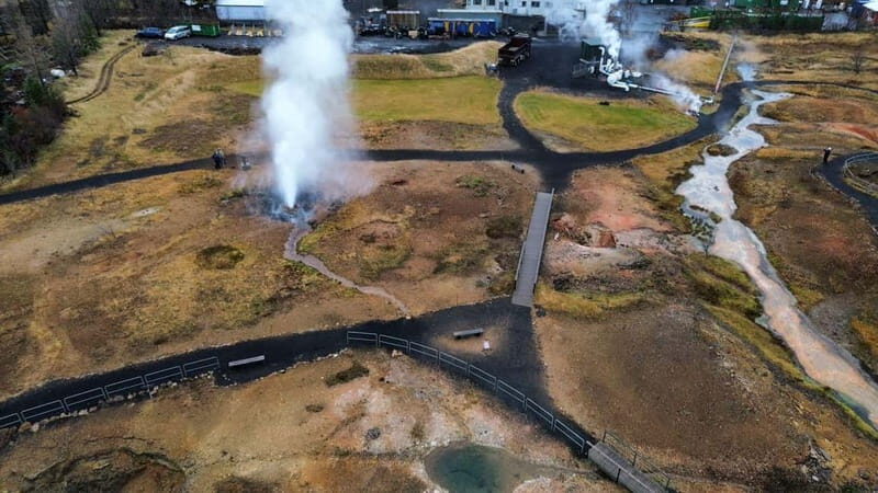 Reykjavík: Golden Circle, 2 Geysers & Geothermal Bakery Tour - Why This Tour Offers Great Value