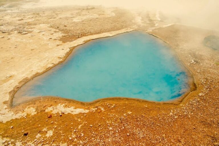 Reykjavík: Golden Circle and Blue Lagoon Tour with Transfers - Frequently Asked Questions