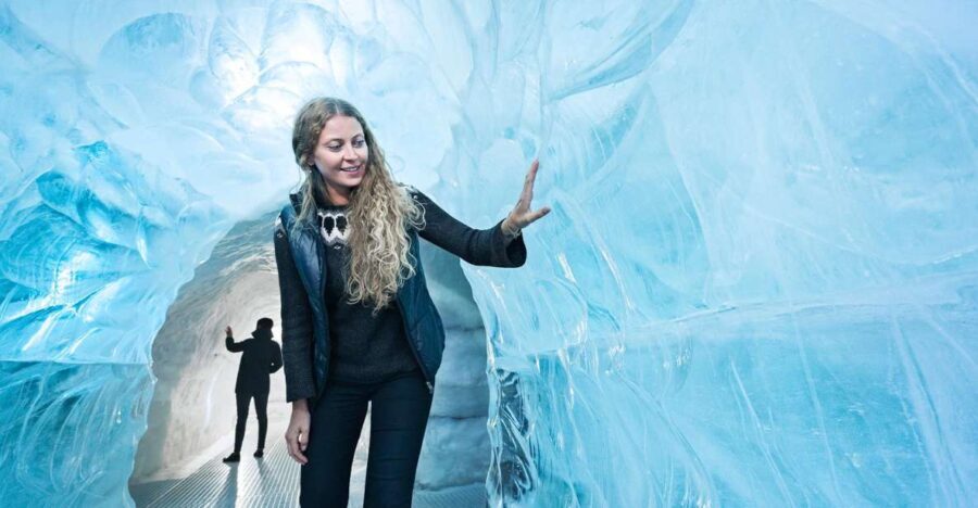 Reykjavík: Golden Circle Tour & Perlan Museum Tour - Assessing Value and Practicalities