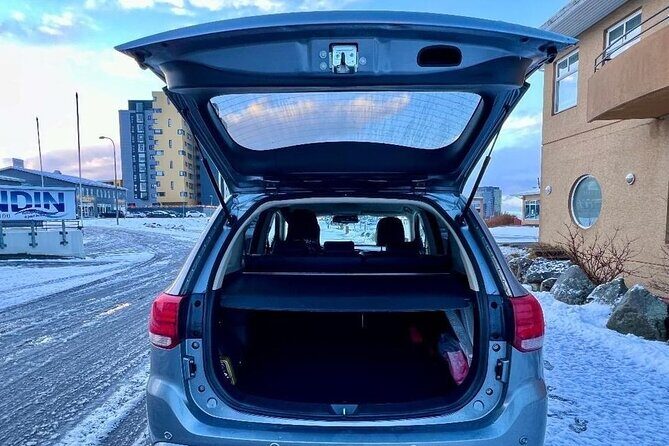 Reykjavik Iceland : Private transfer From / To KEF airport - Who Will Appreciate This Service?