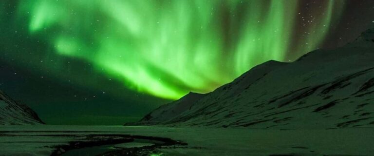 Reykjavik: Northern Lights Private Tour - Authenticity and Practicality
