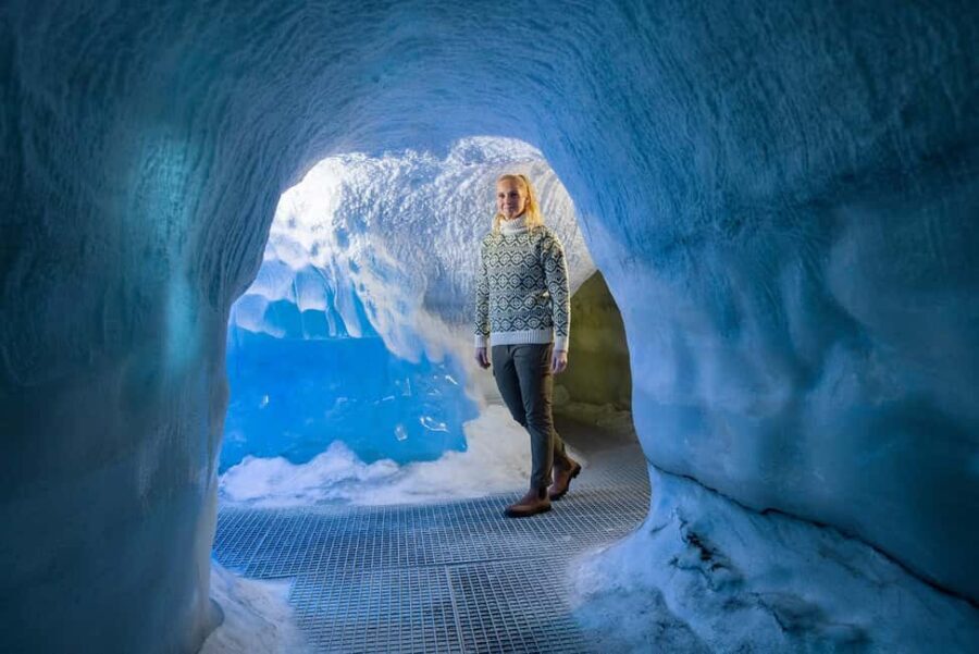 Reykjavik: Perlan - Wonders of Iceland Experience - The Experience in Detail