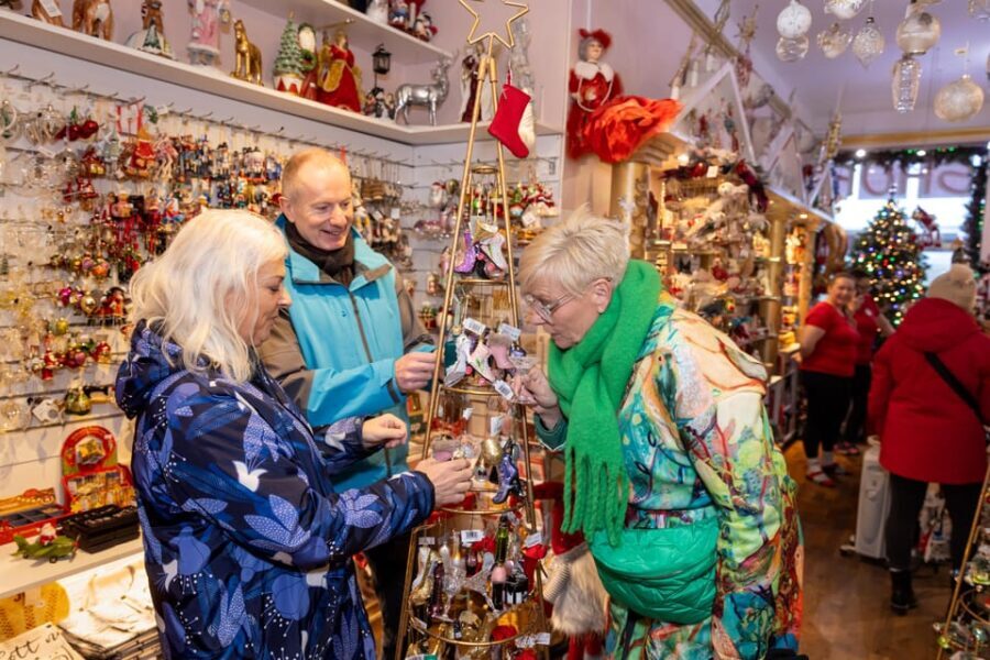 Reykjavik: Private Christmas Walking Tour - What Makes This Tour Stand Out?
