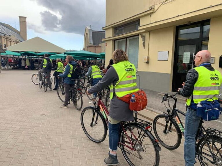 Riga: Guided City Highlights Bike Tour - In-Depth Breakdown of the Itinerary