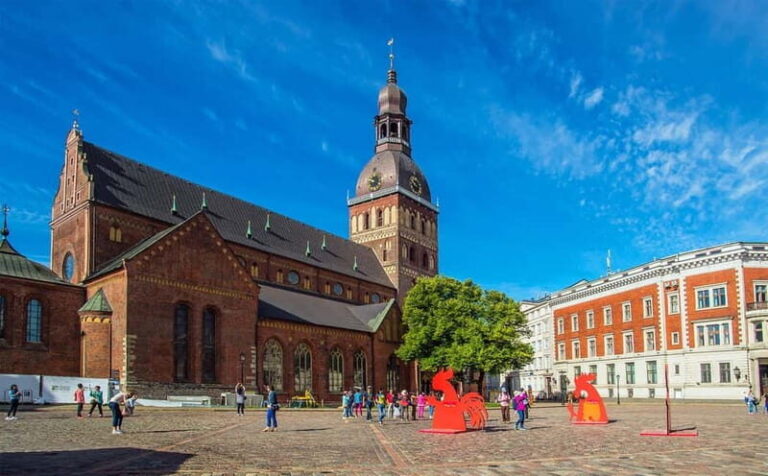Riga: Light City Pass - Exploring Riga with the Light City Pass: What You Can Expect