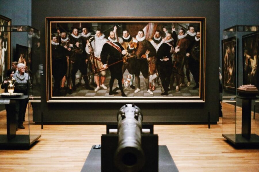 Rijksmuseum + City Center Guided Combo Tour 5h 8 guest max - Discovering Amsterdam’s Streets and Stories