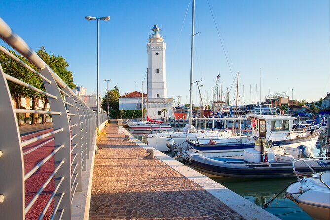 Rimini Scavenger Hunt and Highlights Self-Guided Tour - What to Expect at Each Stop