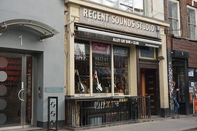 Rock Music Walking Tour of London's Soho - Why This Tour Delivers Value