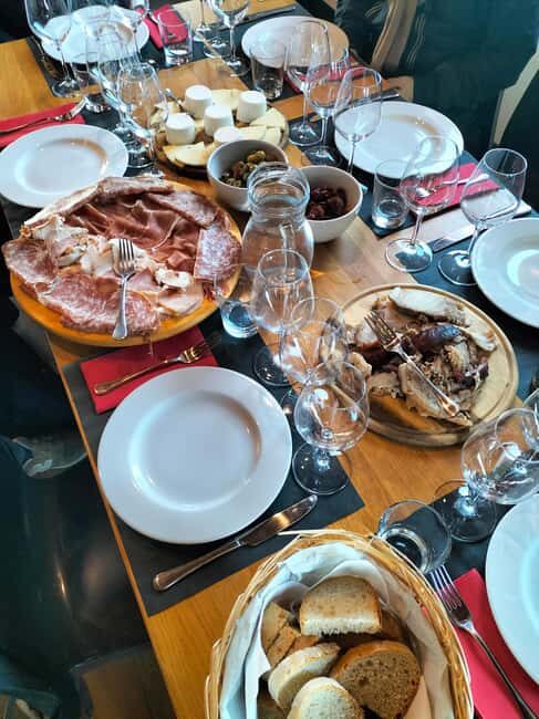 Roman countryside: Authentic tasting of 3 wines in a historic vineyard - Exploring the Heart of Lazio’s Wine Culture