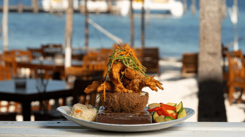 Romantic dinner in front of the sea - An in-depth look at the experience