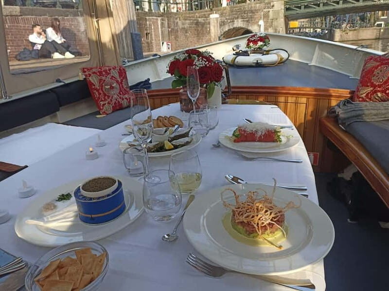 Romantic Private Dinner Cruise Amsterdam - A Detailed Look at the Romantic Dinner Cruise