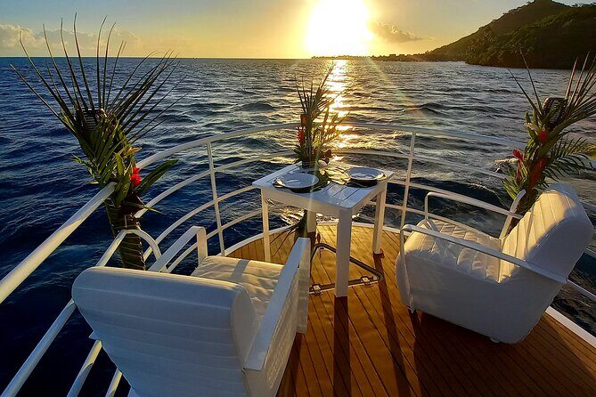 Romantic sunset diner - What Makes This Tour Stand Out?