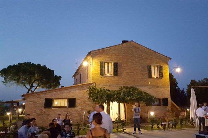 Romantic Vespa Tour and Wine Tasting - Who Is This Tour Perfect For?
