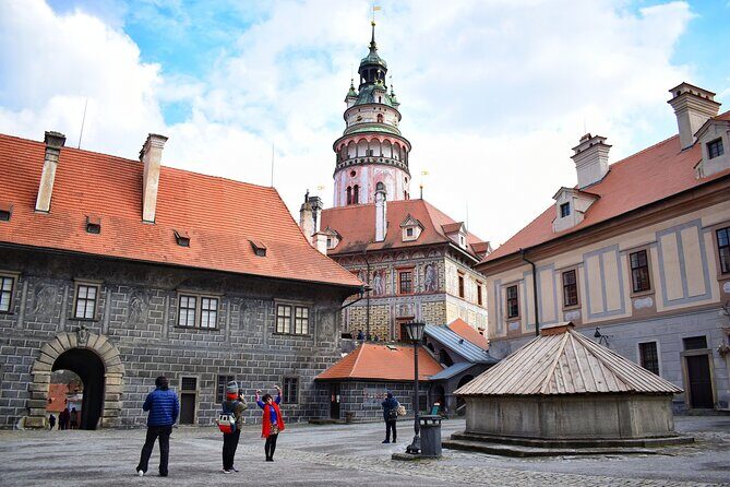 Romantic Whispers of eský Krumlov - Why This Tour Works for Travelers