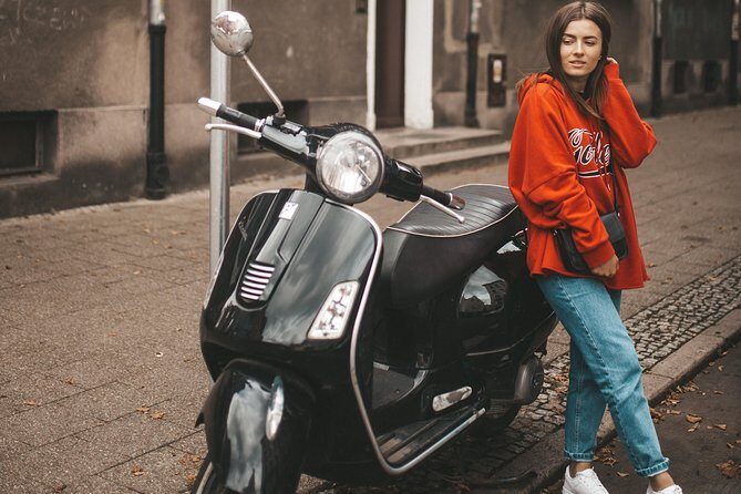 ROME LUXURY TOURS: Ride a Vespa in the city self-driving or with a driver - Who Will Love This?