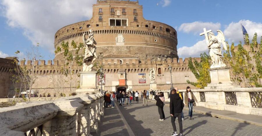 Rome: Main Squares and Fountains Guided Walking Tour - FAQ