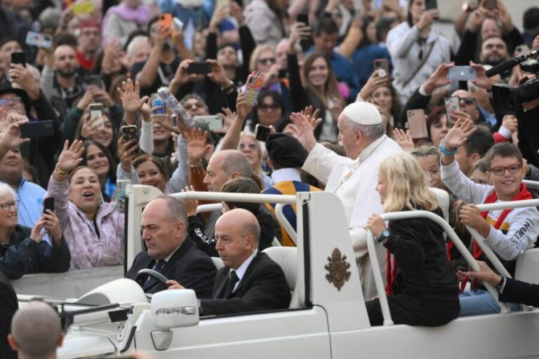 Rome: Papal Audience Experience - The Value in the Details