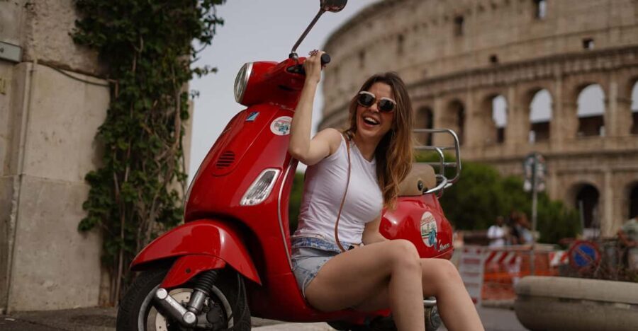 Rome: Photography services by Vespa with Aperol Spritz - An In-Depth Look at the Rome Vespa Photo Tour