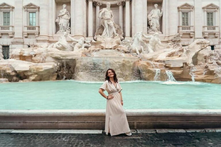 Rome: Private photoshoot at the Trevi Fountain Golden Hour - A Breakdown of the Experience