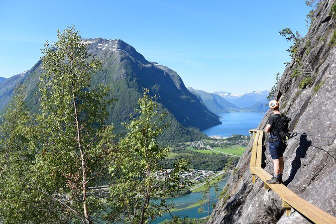 Romsdalsstigen Via Ferrata - Introwall - An In-Depth Look at the Romsdalsstigen Via Ferrata Experience