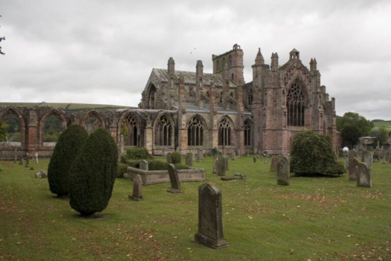 Rosslyn Chapel & Scottish Borders Tour from Edinburgh - An In-Depth Look at the Rosslyn & Borders Tour