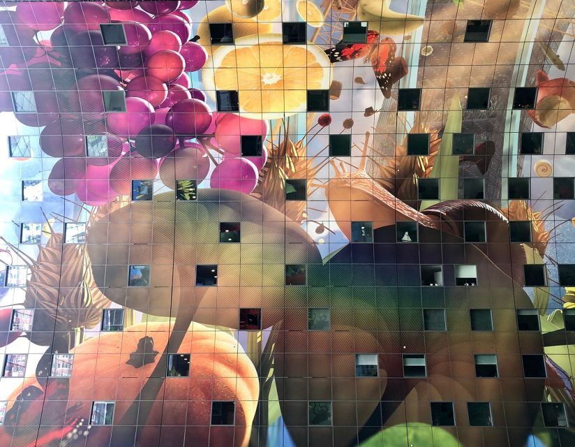 Rotterdam: Art and Architecture Highlights Walking Tour - Discovering Rotterdams Architecture and Art