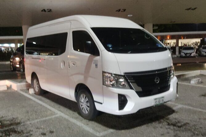 Round Trip Transfer Cancun Airport to Hotel Cancun 1 to 8 - FAQ