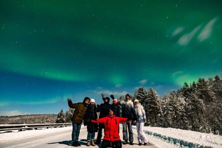 Rovaniemi: Aurora Hunting Photography Tour with Barbeque - What to Expect